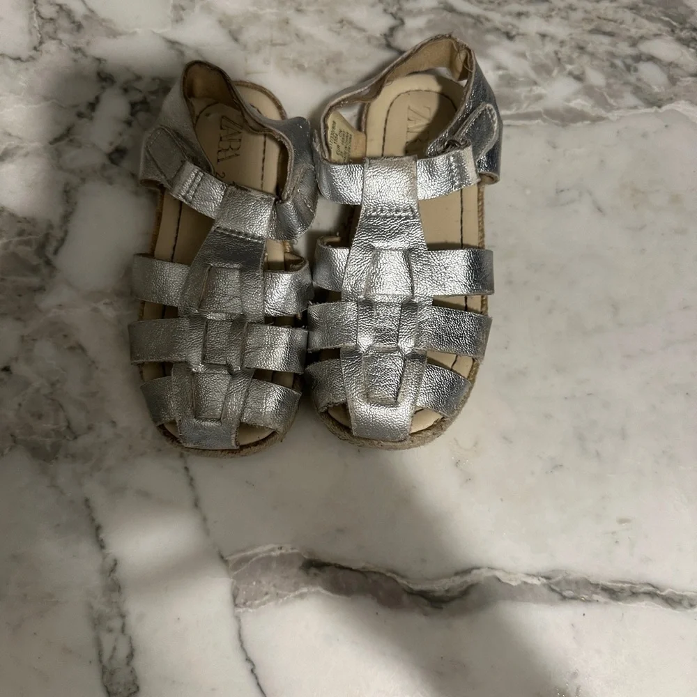 $23‎ ADD ON zara! Silver salt water sandals espadrille bottom (25 european)
